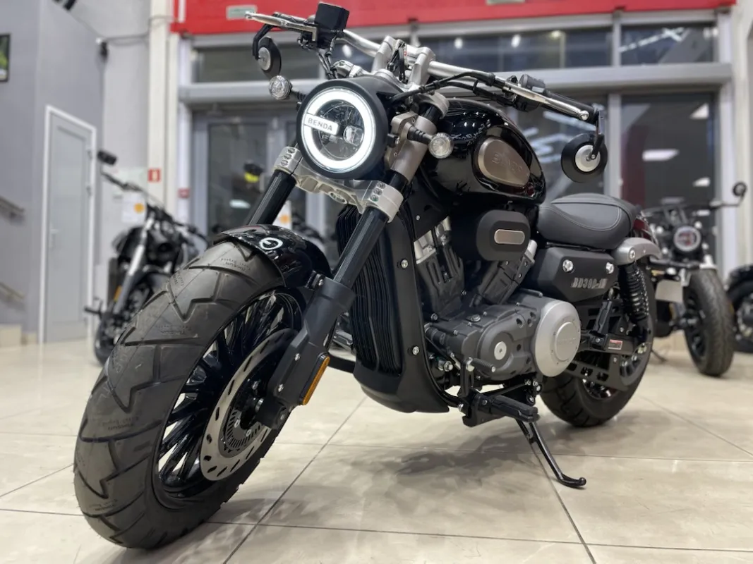 Мотоцикл Benda Chinchilla 300